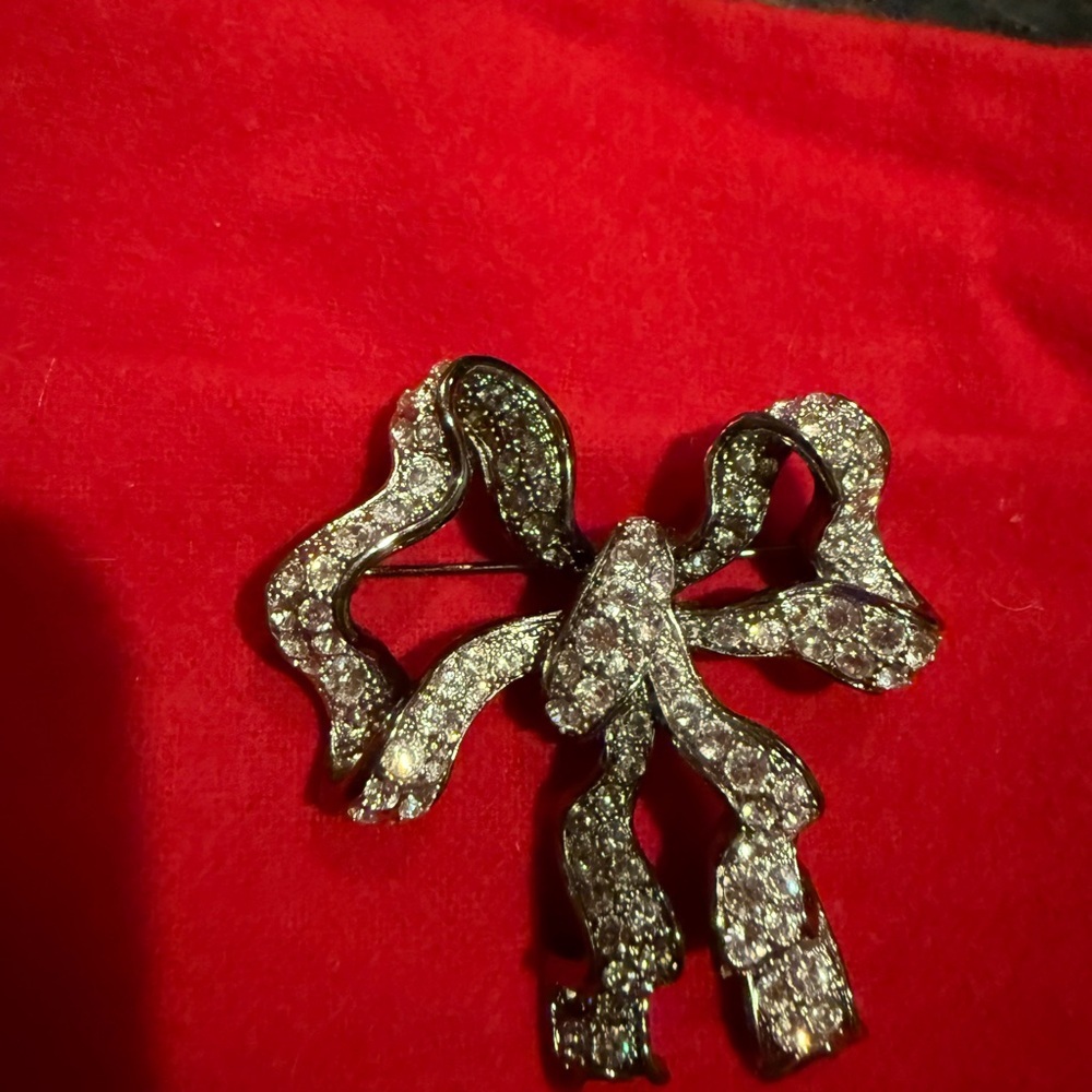 Kjl Kenneth Jay Lane Vintage Crystal Bow Brooch - image 4